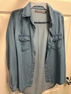 Zara Light Wash Denim-Style Button Down Shirt